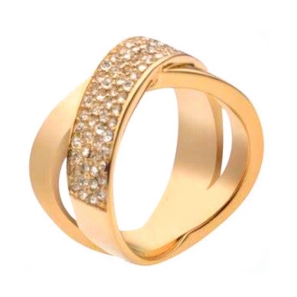 MICHAEL KORS • Gold Brilliance Crossover Ring - Picture 3 of 7